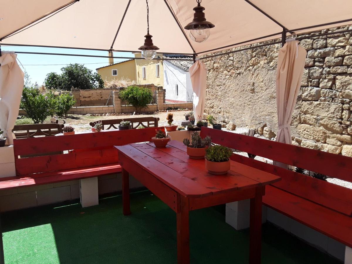 Casa Oliban Guest House Arbanies ภายนอก รูปภาพ