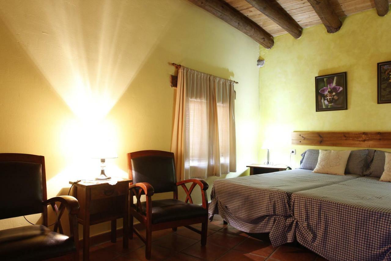 Casa Oliban Guest House Arbanies ภายนอก รูปภาพ