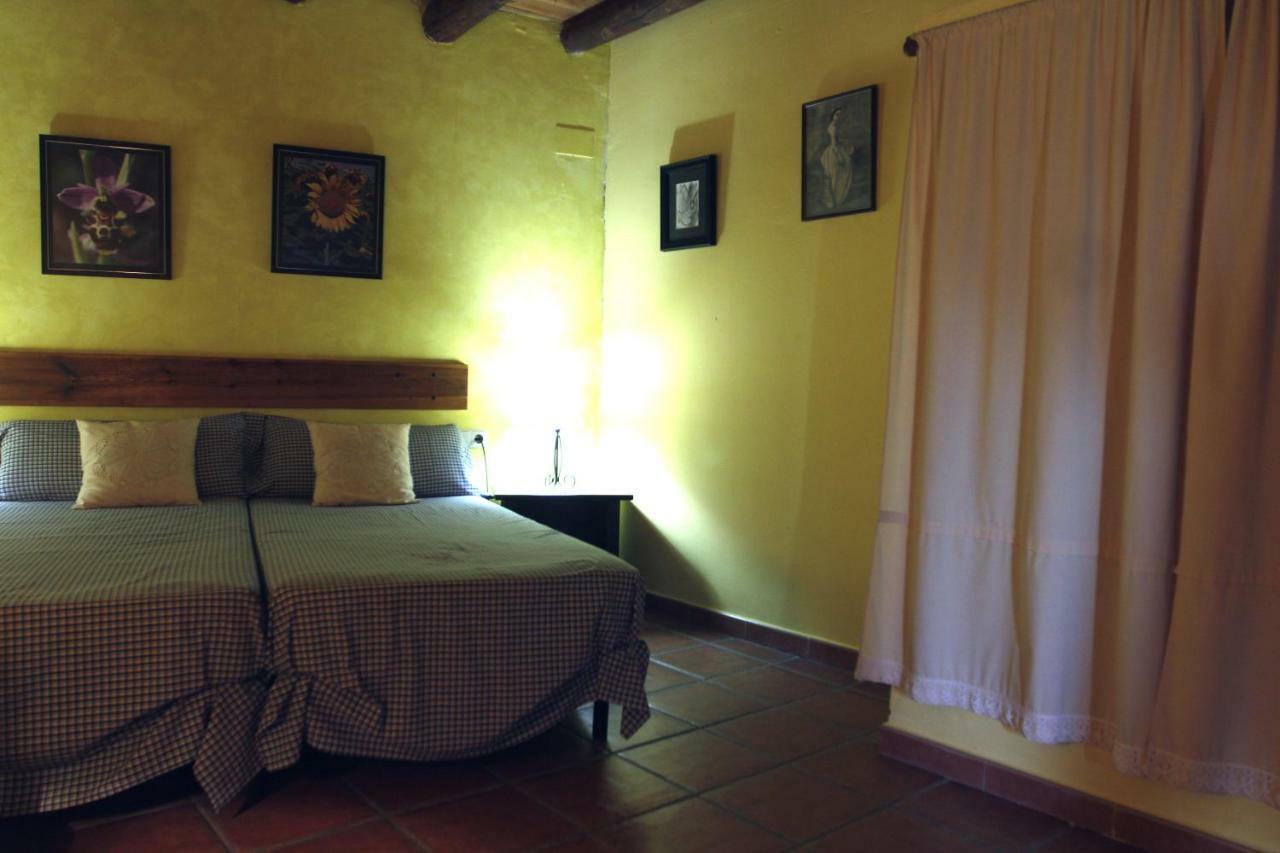 Casa Oliban Guest House Arbanies ภายนอก รูปภาพ