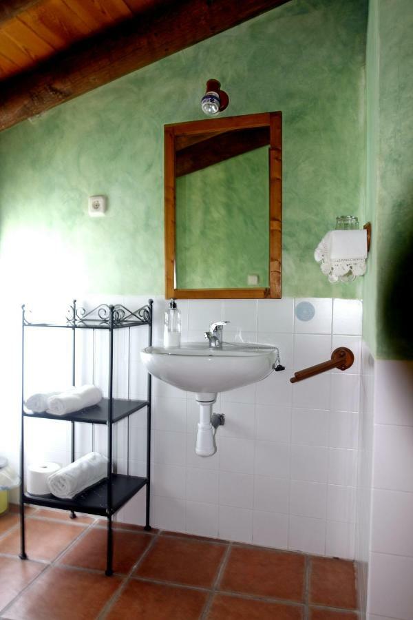 Casa Oliban Guest House Arbanies ภายนอก รูปภาพ